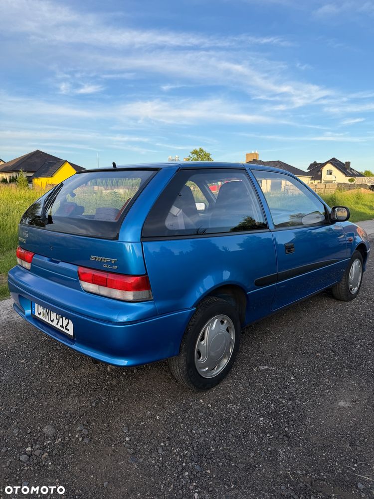 Suzuki Swift - 3