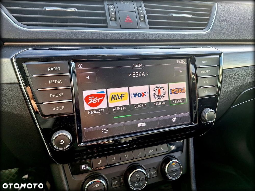 Skoda Superb 1.8 TSI Ambition DSG - 25