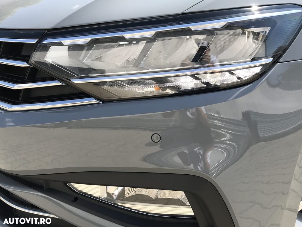 Volkswagen Passat - 40