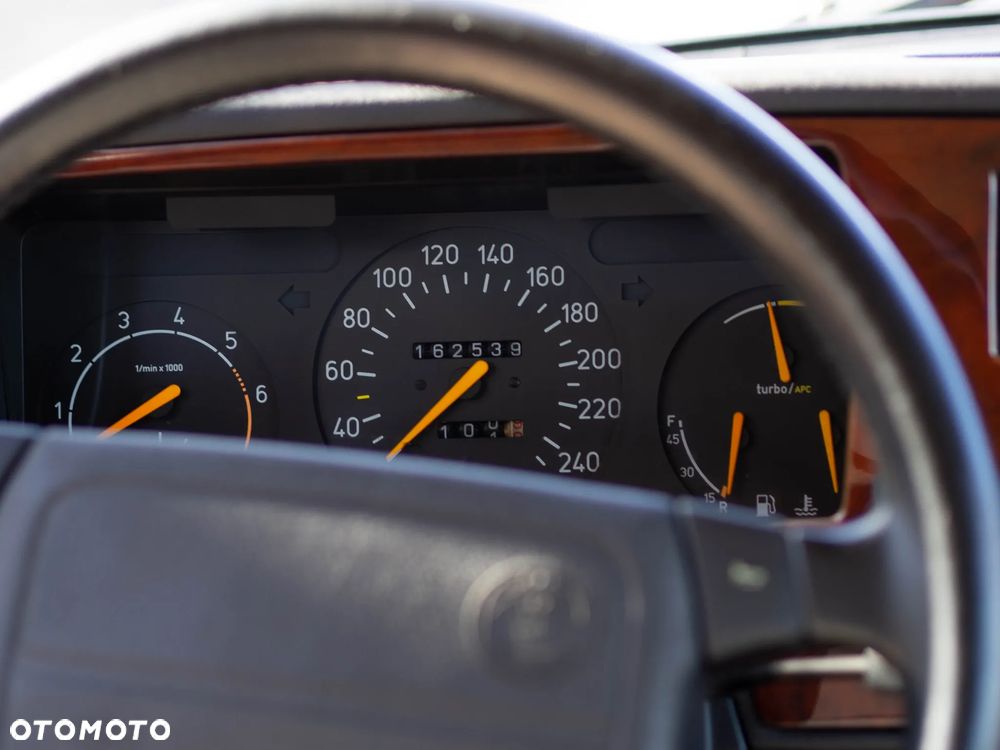 Saab 900 - 34