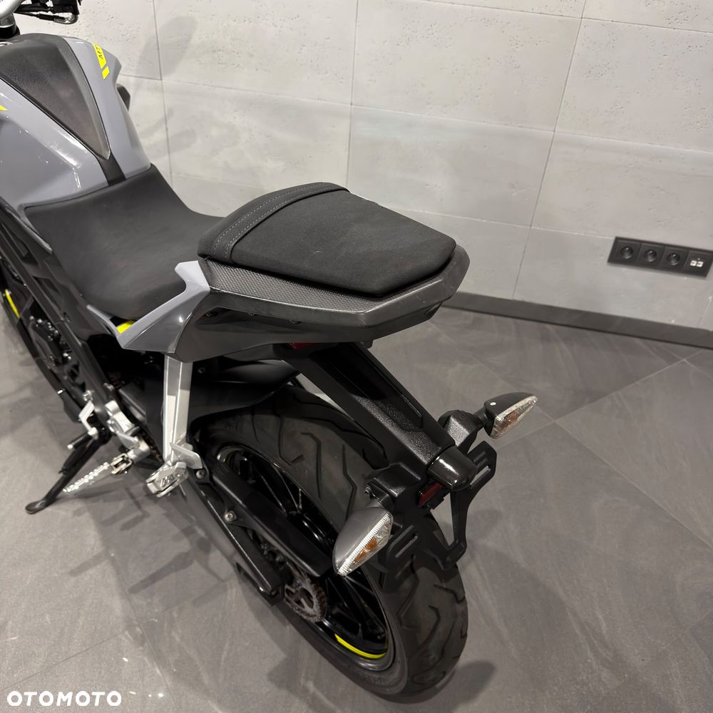 Yamaha MT - 13