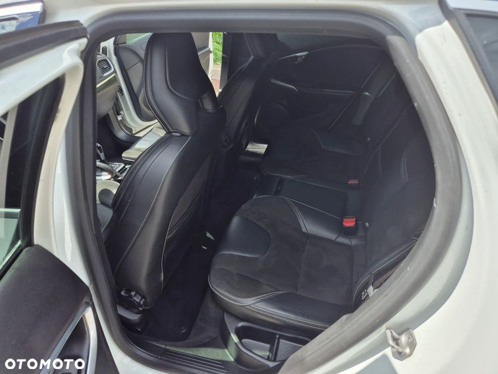 Volvo V40 D3 RDesign - 14
