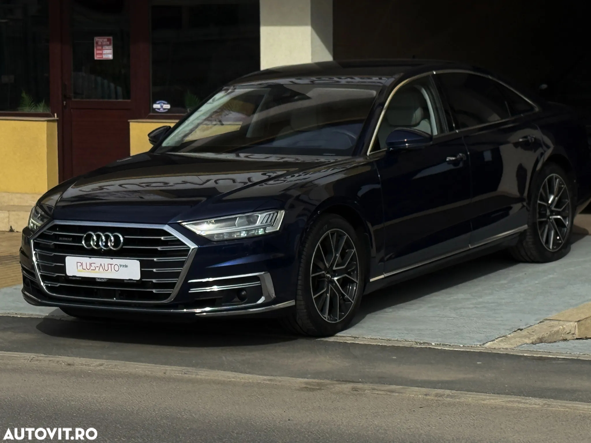 Audi A8 55 TFSI quattro Tiptronic MHEV - 3