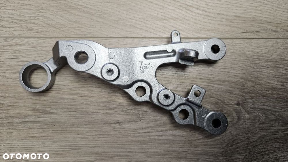 Set prawy przód wspornik podnóżka Yamaha R6 RJ11 / RJ15  06-16  2C0-27443 - 5