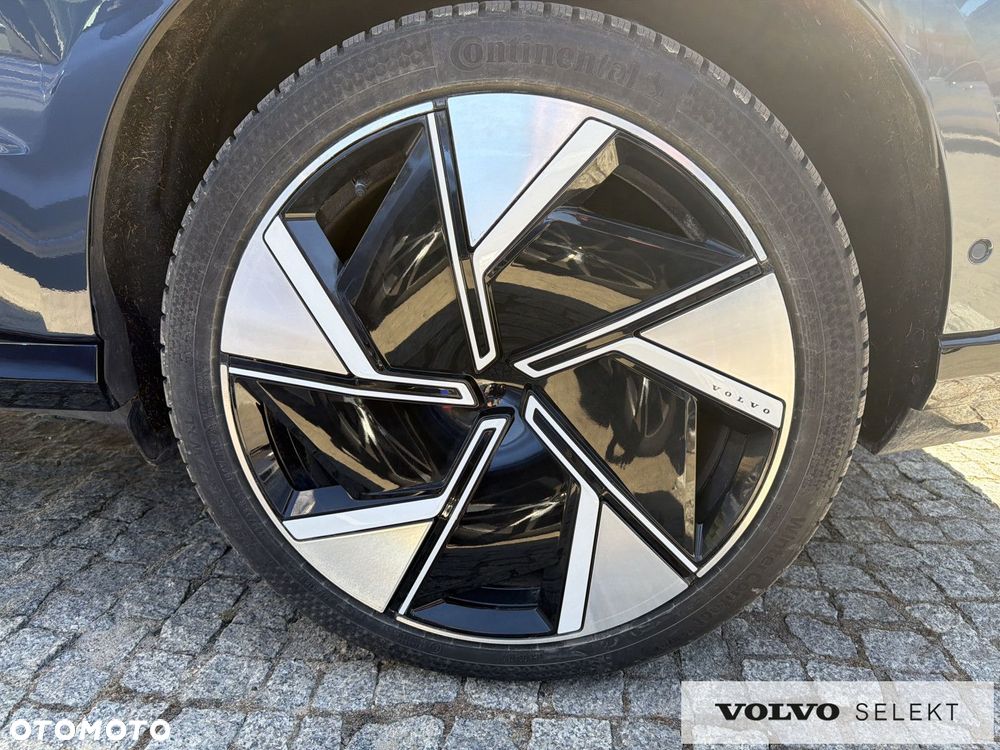 Volvo EX90 - 36