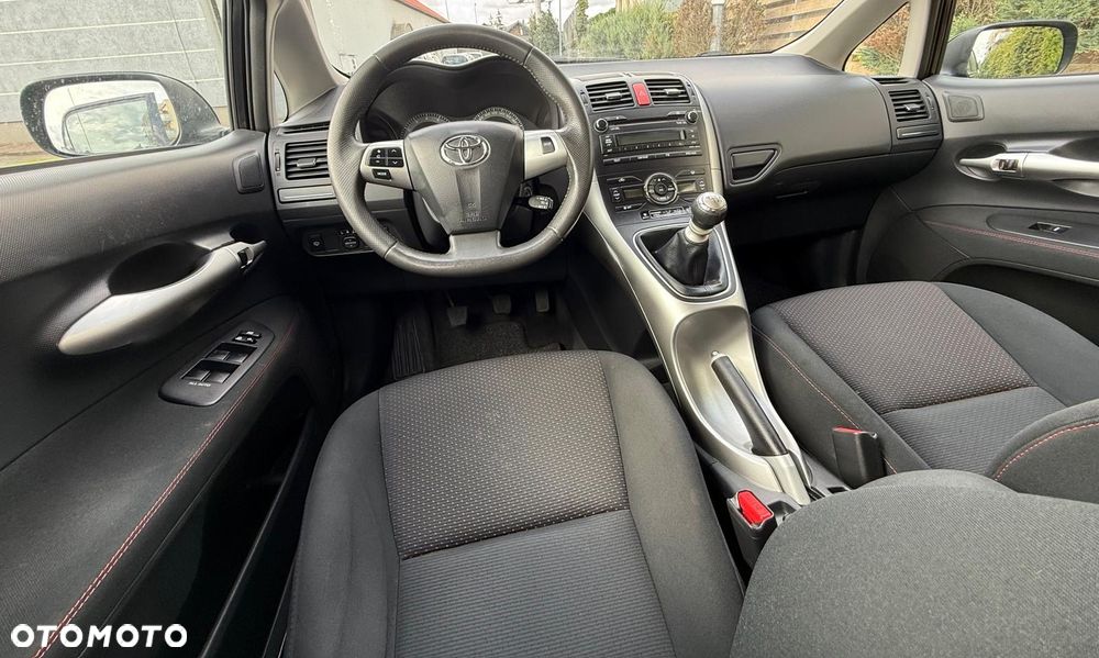 Toyota Auris 1.6 Dynamic - 5