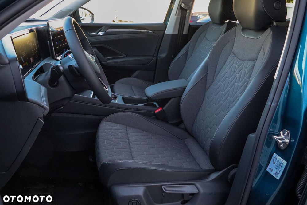 Volkswagen Tiguan - 12