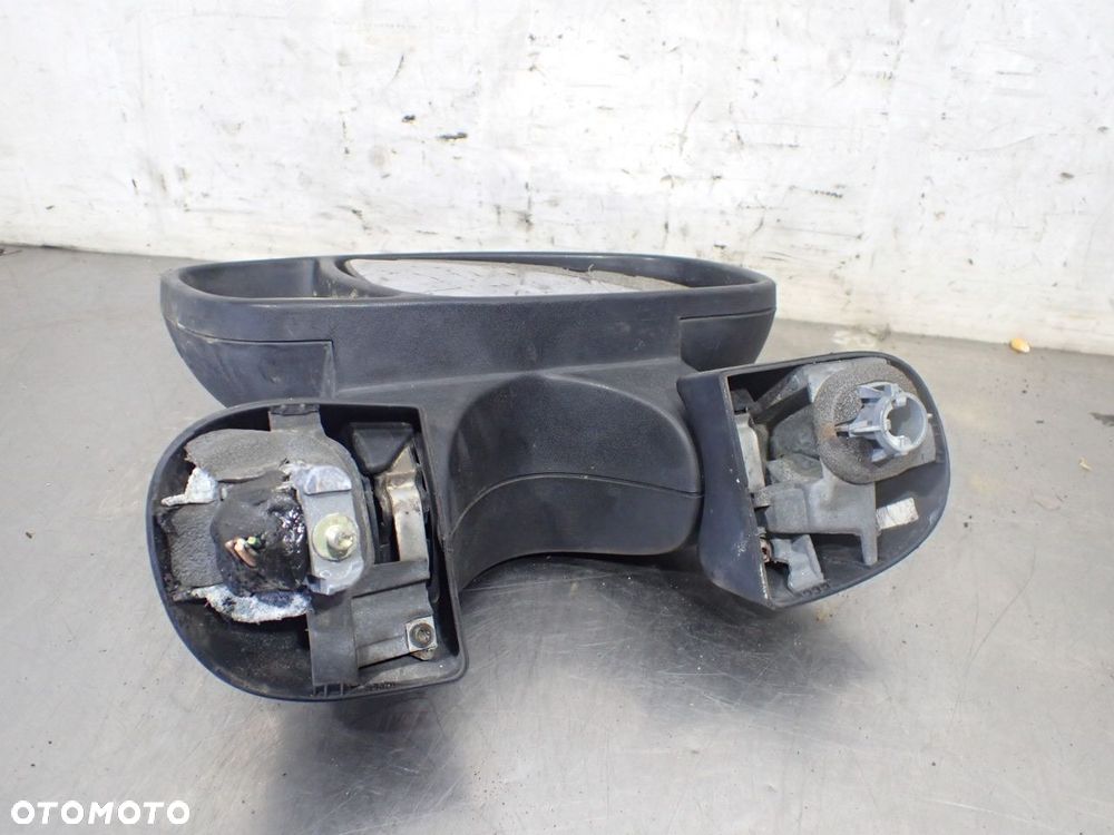 LUSTERKO LEWE ELEKTRYCZNE RENAULT TRAFIC II 1.9 - 3