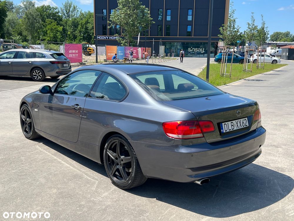 BMW Seria 3 320d DPF - 5