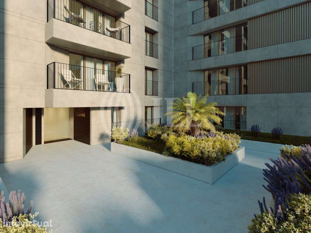 Apartamento T1 com varanda e estacionamento, no Lumiar - Grande imagem: 5/7