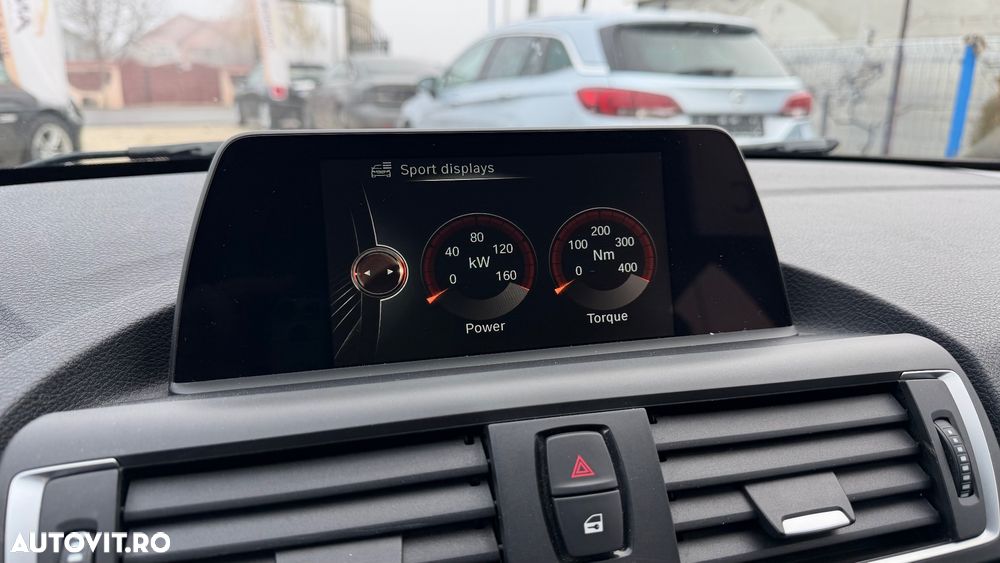 BMW Seria 1 120d Sport-Aut. Urban Line - 23