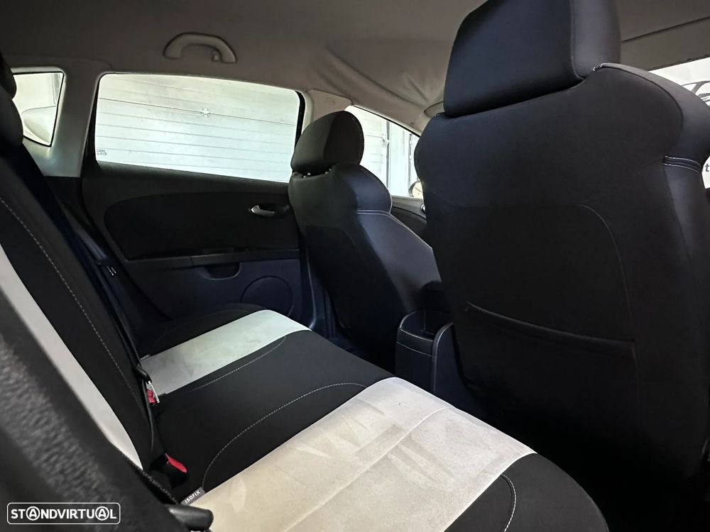 SEAT Leon 2.0 TDI FR DPF - 18