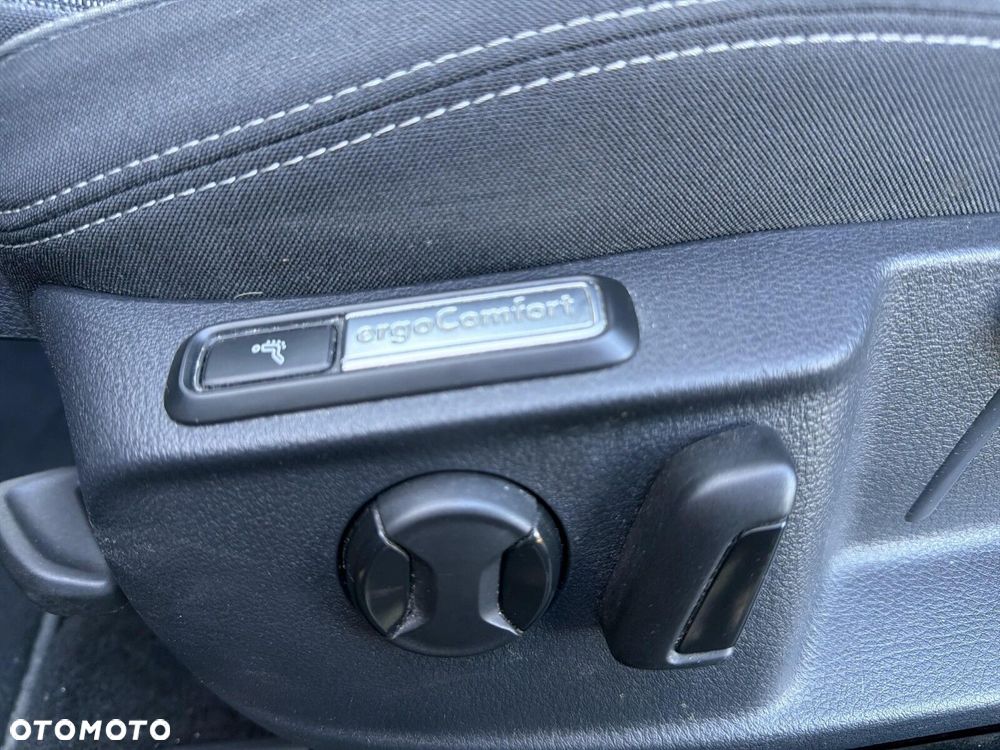 Volkswagen Passat 2.0 TDI EVO Business DSG - 21