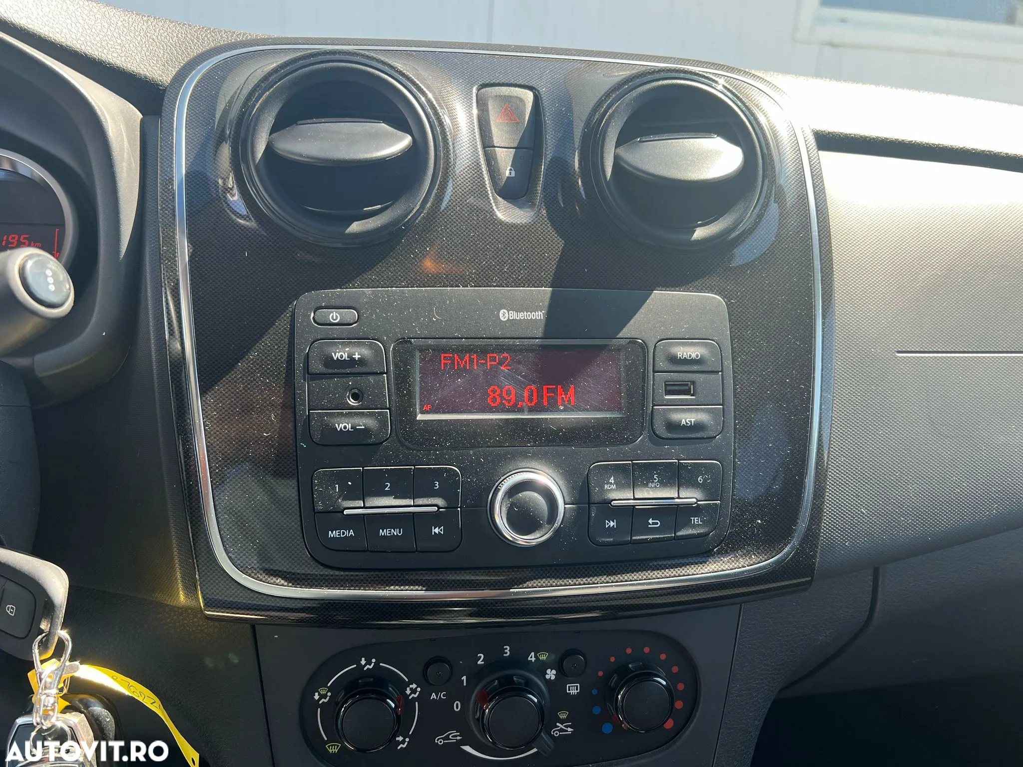 Dacia Logan 0.9 TCe GPL SL PLUS - 15