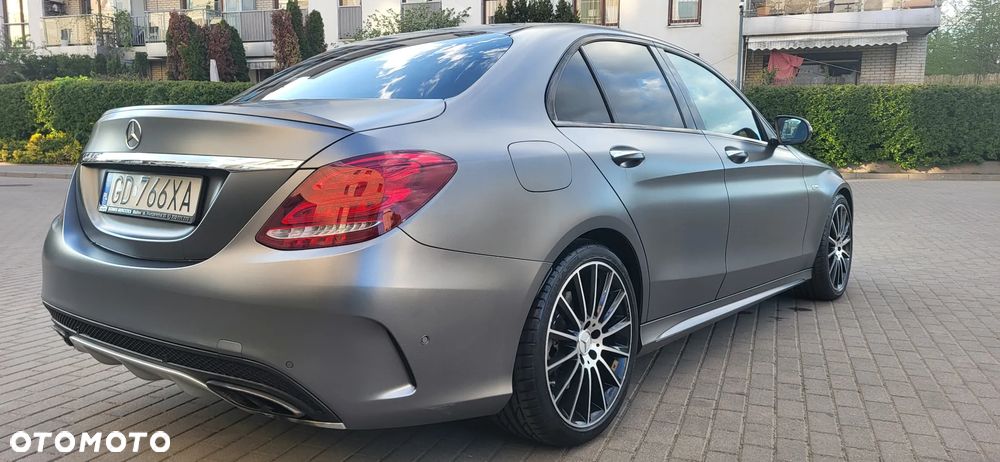 Mercedes-Benz Klasa C AMG 43 4-Matic - 13