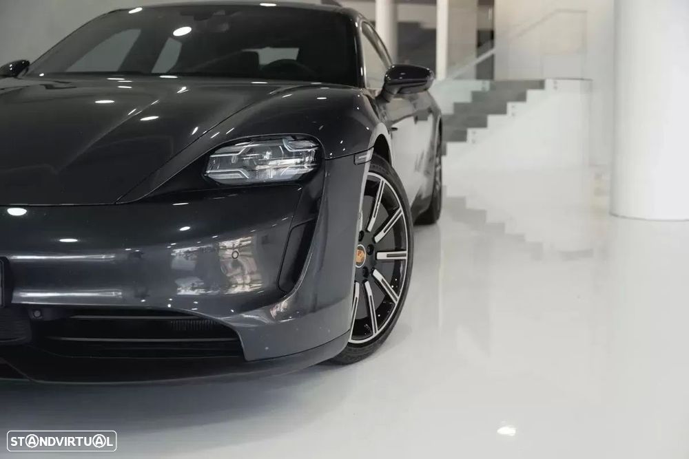 Porsche Taycan 4S — fotografia 5