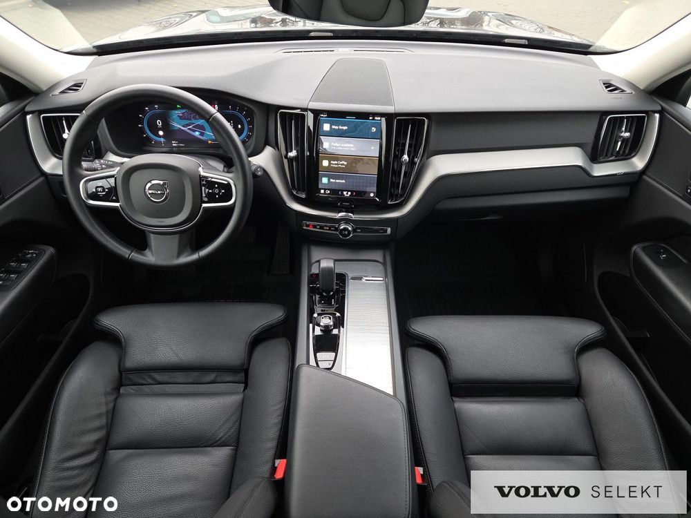 Volvo XC 60 B5 B AWD Plus Dark - 11
