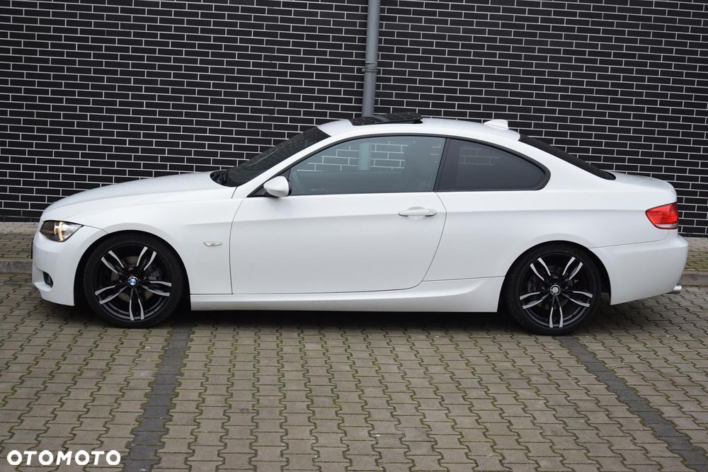 BMW Seria 3 320d - 4