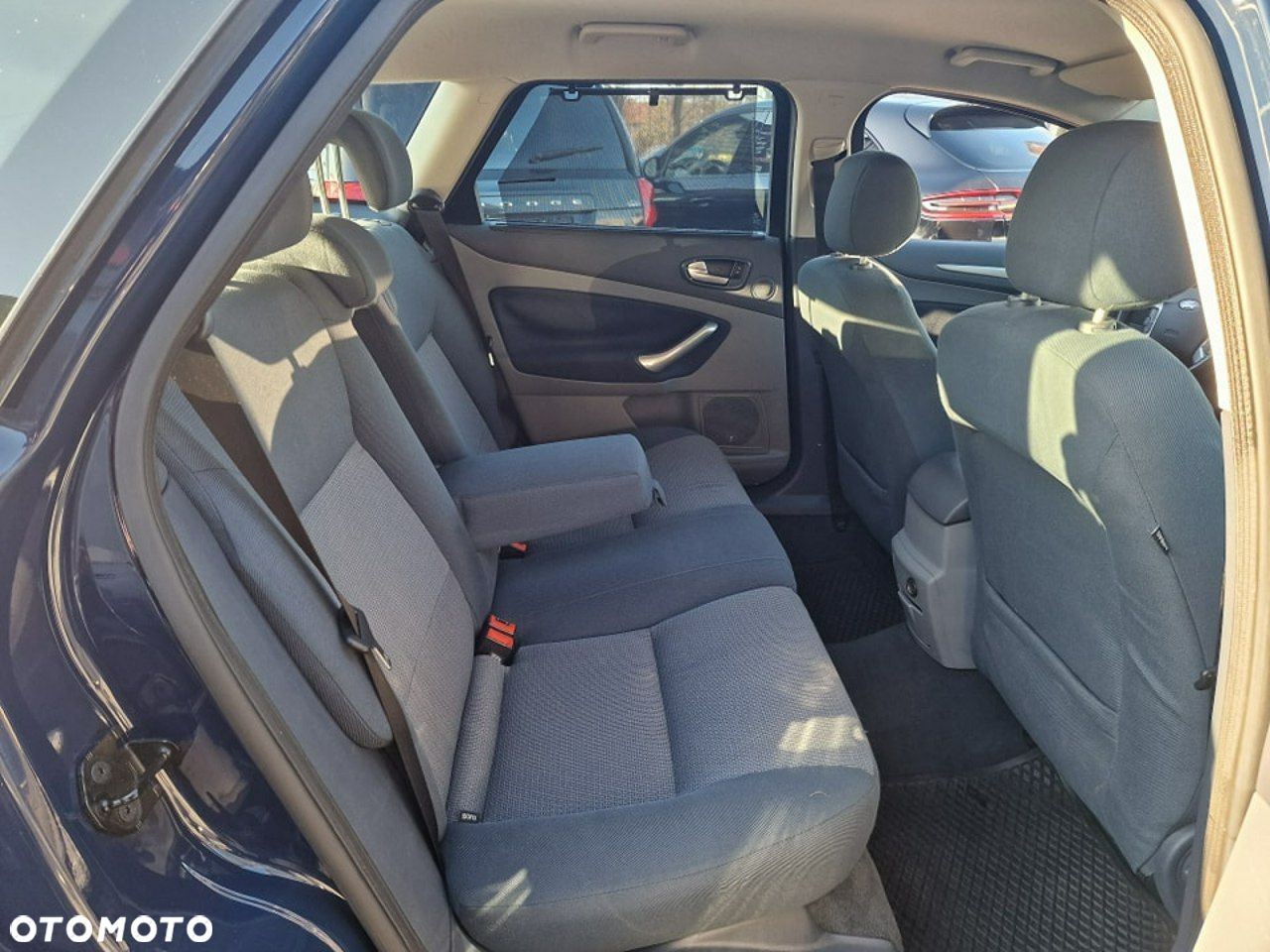 Ford Mondeo 2.0 TDCi Trend - 30