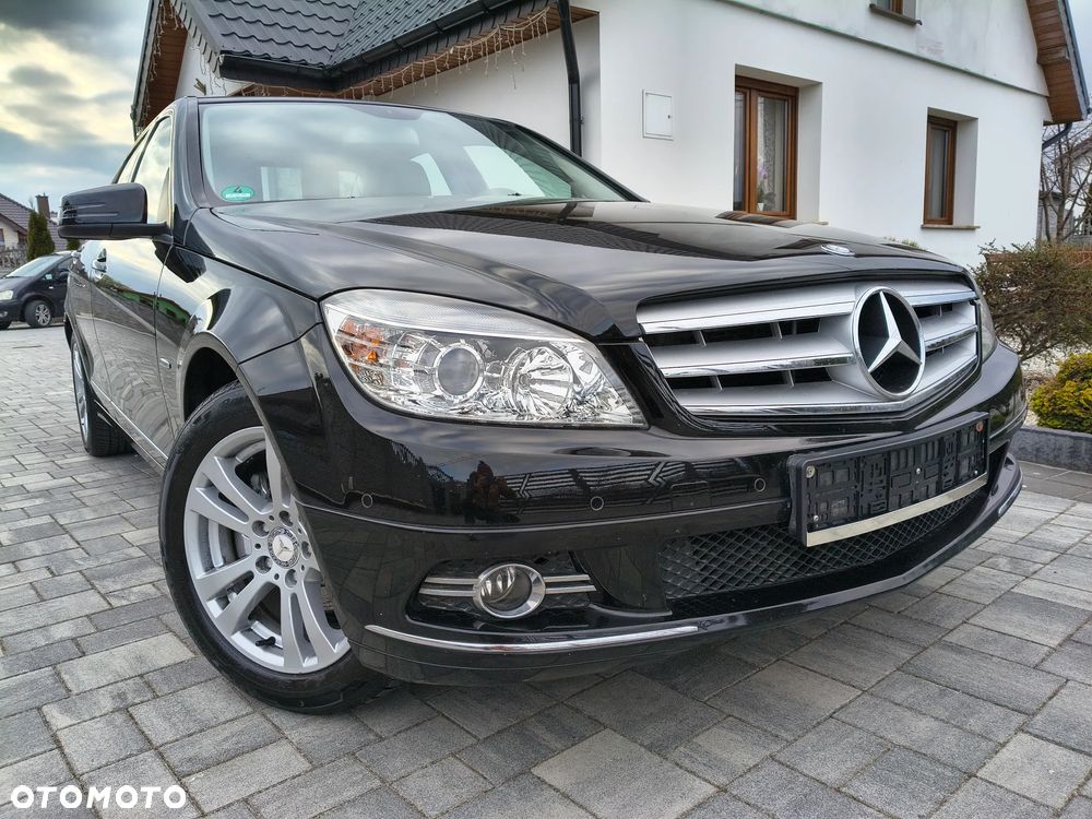 Mercedes-Benz Klasa C 180 Kompressor BlueEFFICIENCY Avantgarde - 1