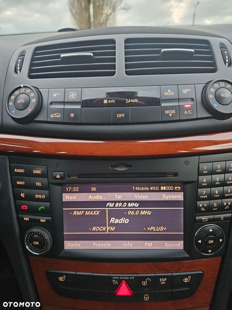 Mercedes-Benz Klasa E 280 CDI 4-Matic Avantgarde - 19