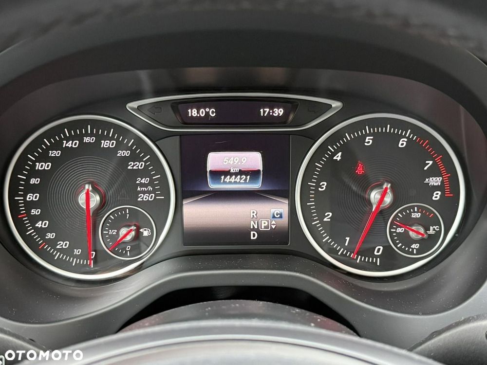 Mercedes-Benz Klasa A 180 (BlueEFFICIENCY) 7G-DCT Urban - 21