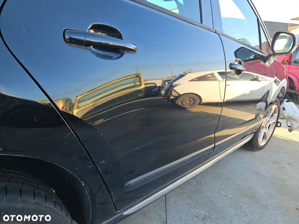 Drzwi prawe TYŁ tylne Peugeot 3008 I 2011r KTVD - 2