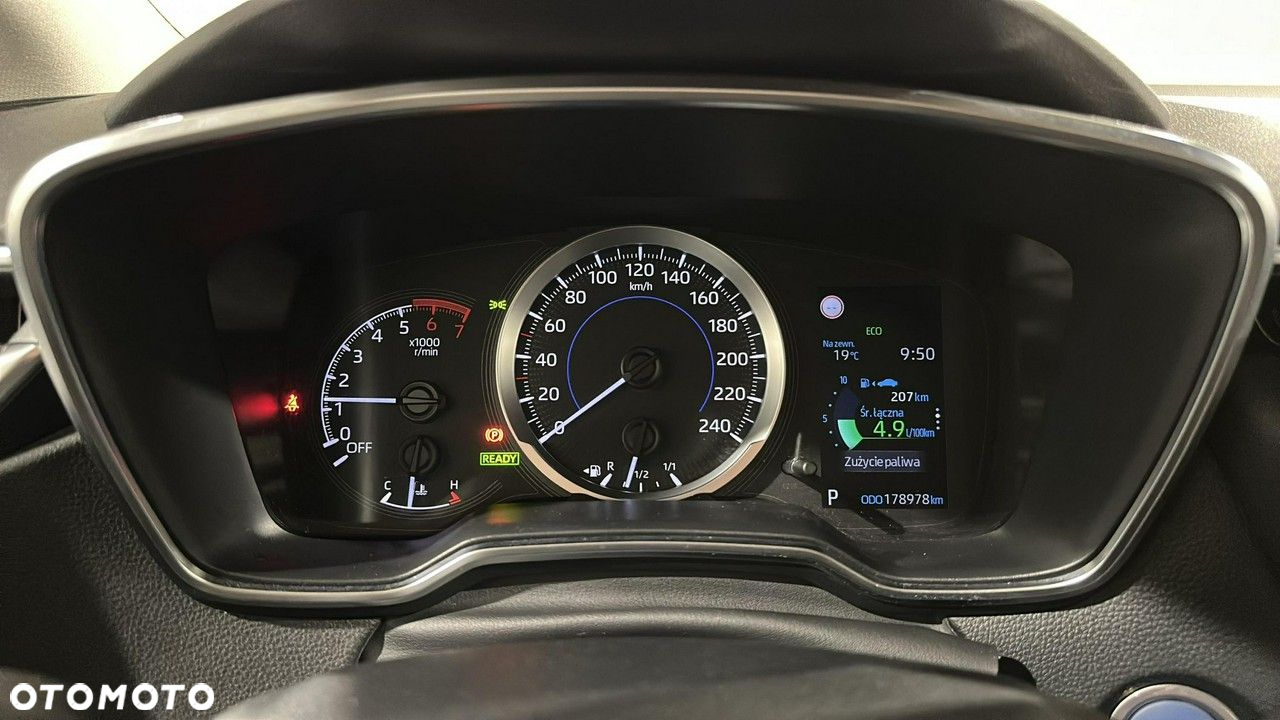 Toyota Corolla - 17