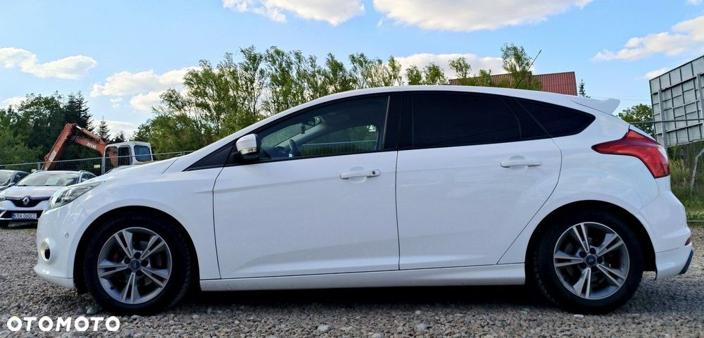 Ford Focus Turnier 1.0 EcoBoost Start-Stopp-System Ambiente - 25