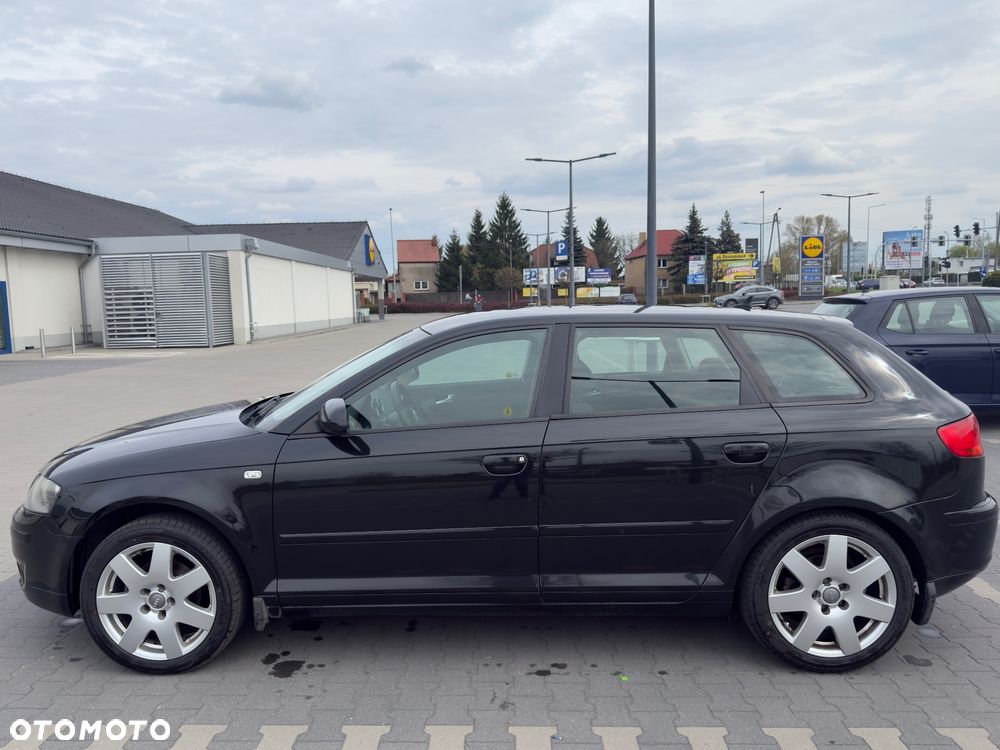 Audi A3 Sportback 2.0 TDI DPF S tronic Ambition - 25