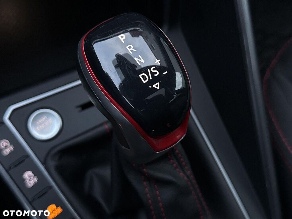 Volkswagen Polo - 24