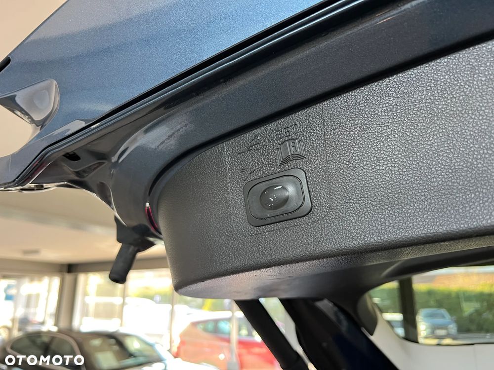 Ford Kuga 2.0 TDCi FWD Titanium - 15