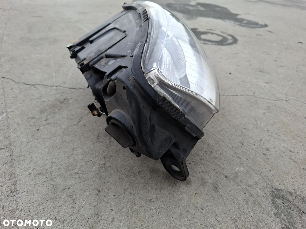 Lampa Przód Przednia Reflektor Bi-Xenon Skrętny Skrętna Prawa Audi A6 C6 - 8