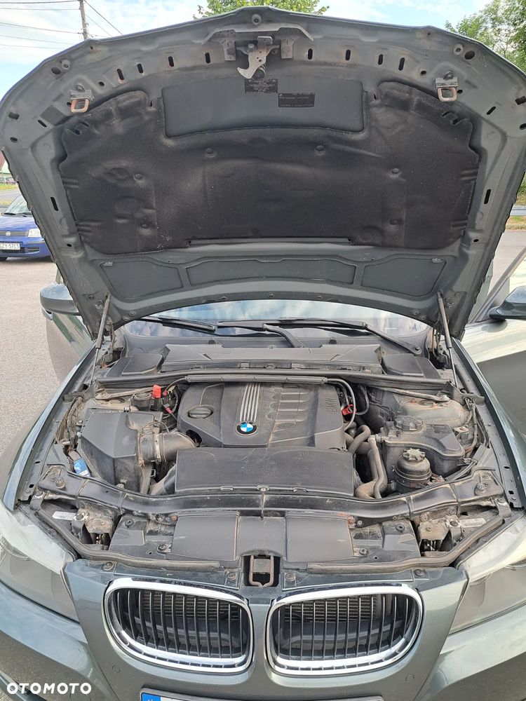 BMW Seria 3 320d xDrive - 19