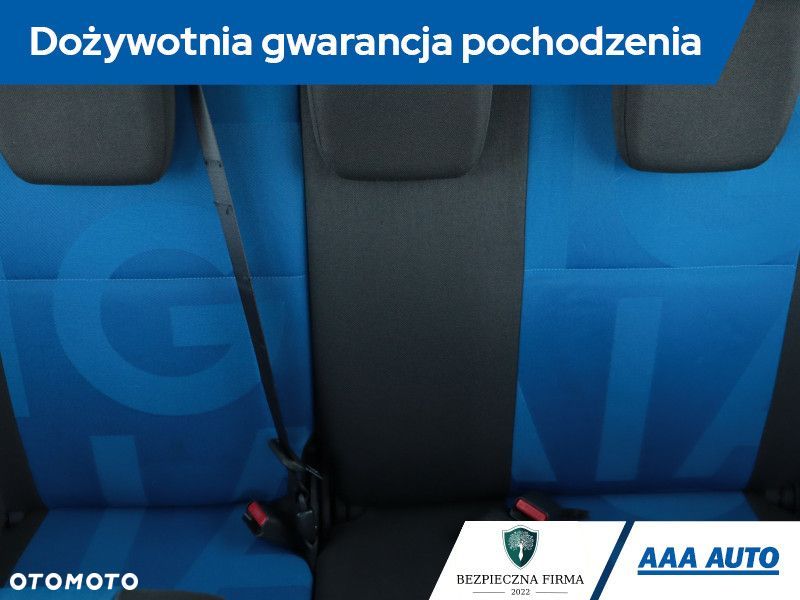 Opel Agila - 12