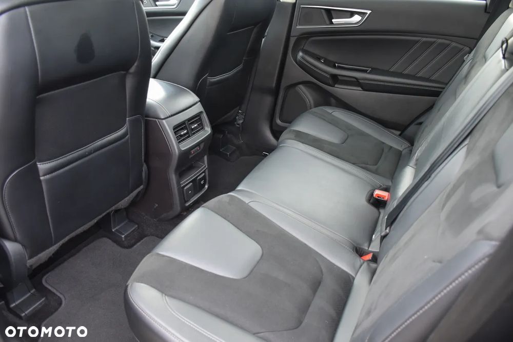 Ford Edge 2.0 TDCi Bi-Turbo 4x4 ST-LINE - 36