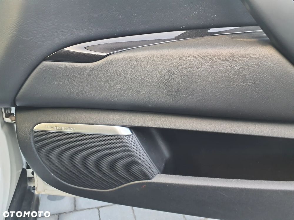 Citroën C5 Tourer HDi 165 FAP Exclusive - 20