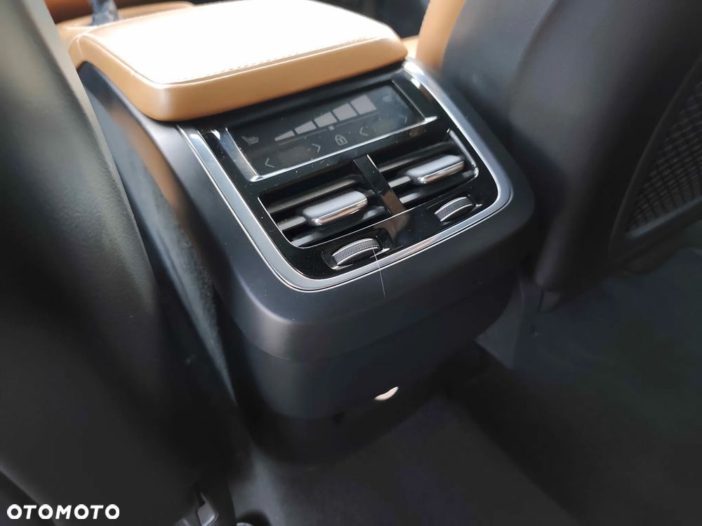 Volvo XC 90 T6 AWD Inscription 7os - 25