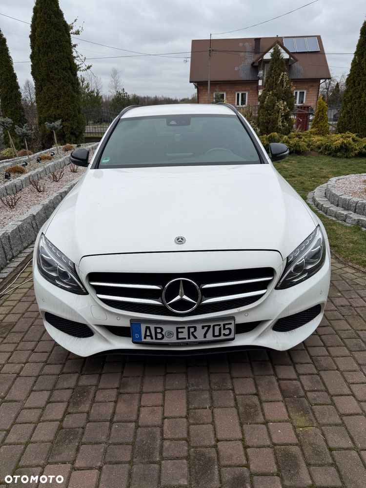 Mercedes-Benz Klasa C 220 d 4-Matic 9G-TRONIC - 2