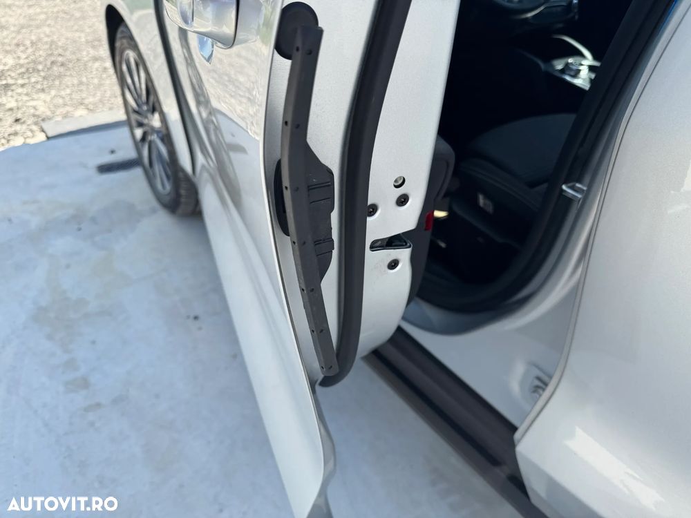 Ford Focus 1.5 EcoBlue Start-Stopp-System Aut. TITANIUM X - 17