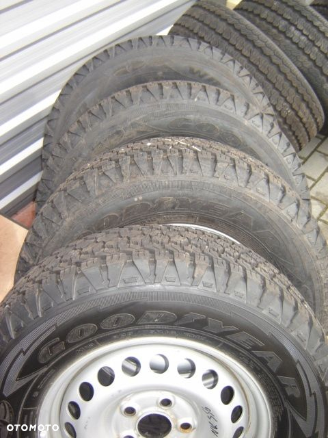 FELGI VW CRAFTER 7H8 225/75/16C GOODYEAR 104T NOWE - 2