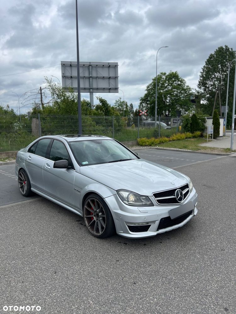 Mercedes-Benz Klasa C 63 AMG - 1
