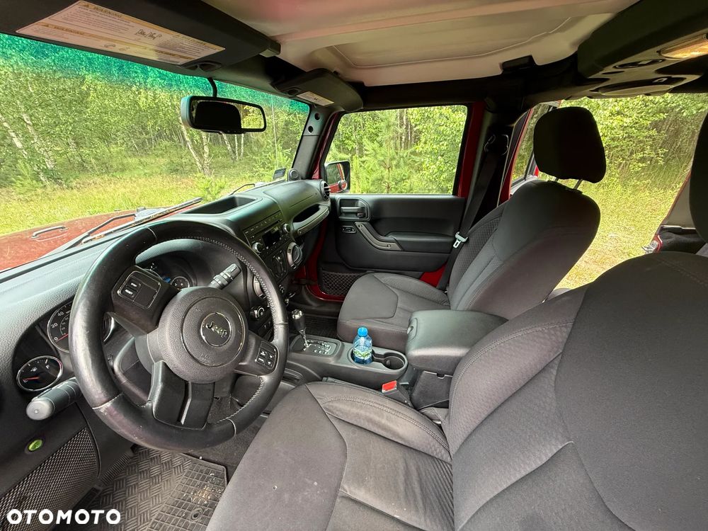 Jeep Wrangler Unlimited 3.6 Automatik Sahara - 10
