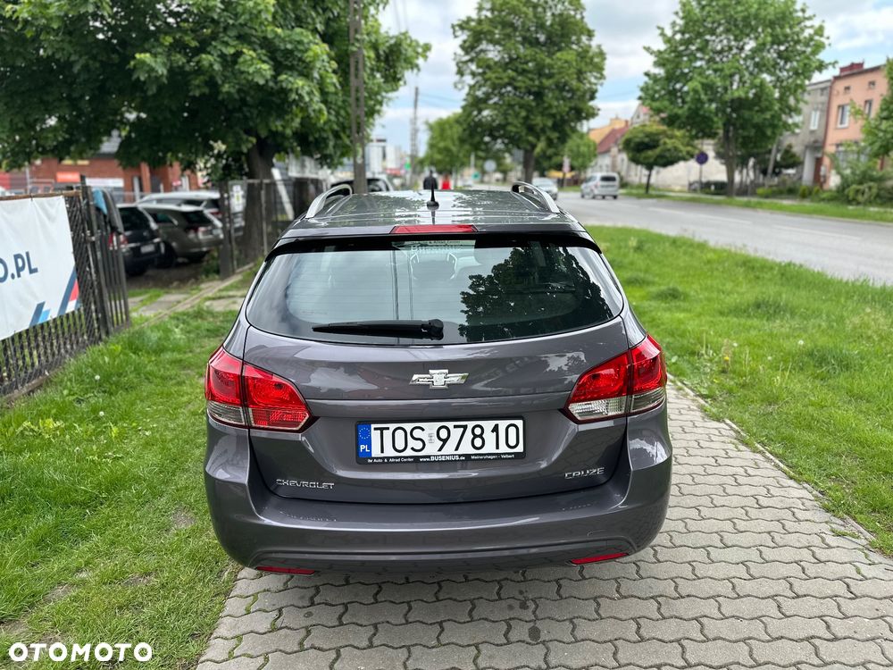 Chevrolet Cruze 1.6 LT - 8