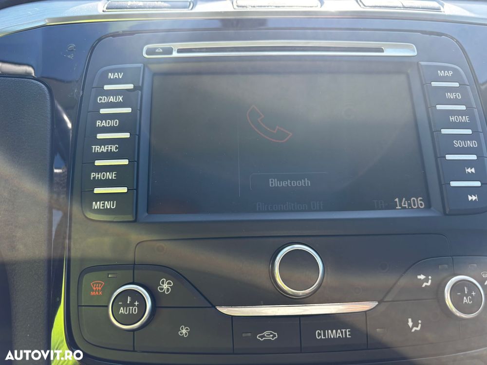 Ford S-Max - 16