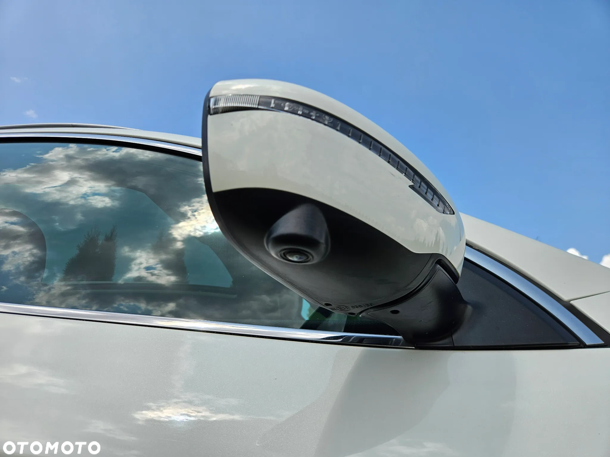 Nissan Qashqai 1.6 dCi Xtronic TEKNA - 10