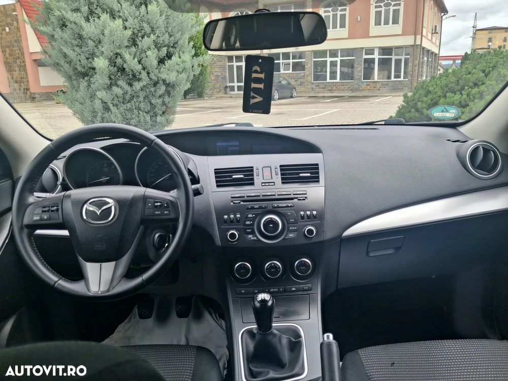 Mazda 3 - 11