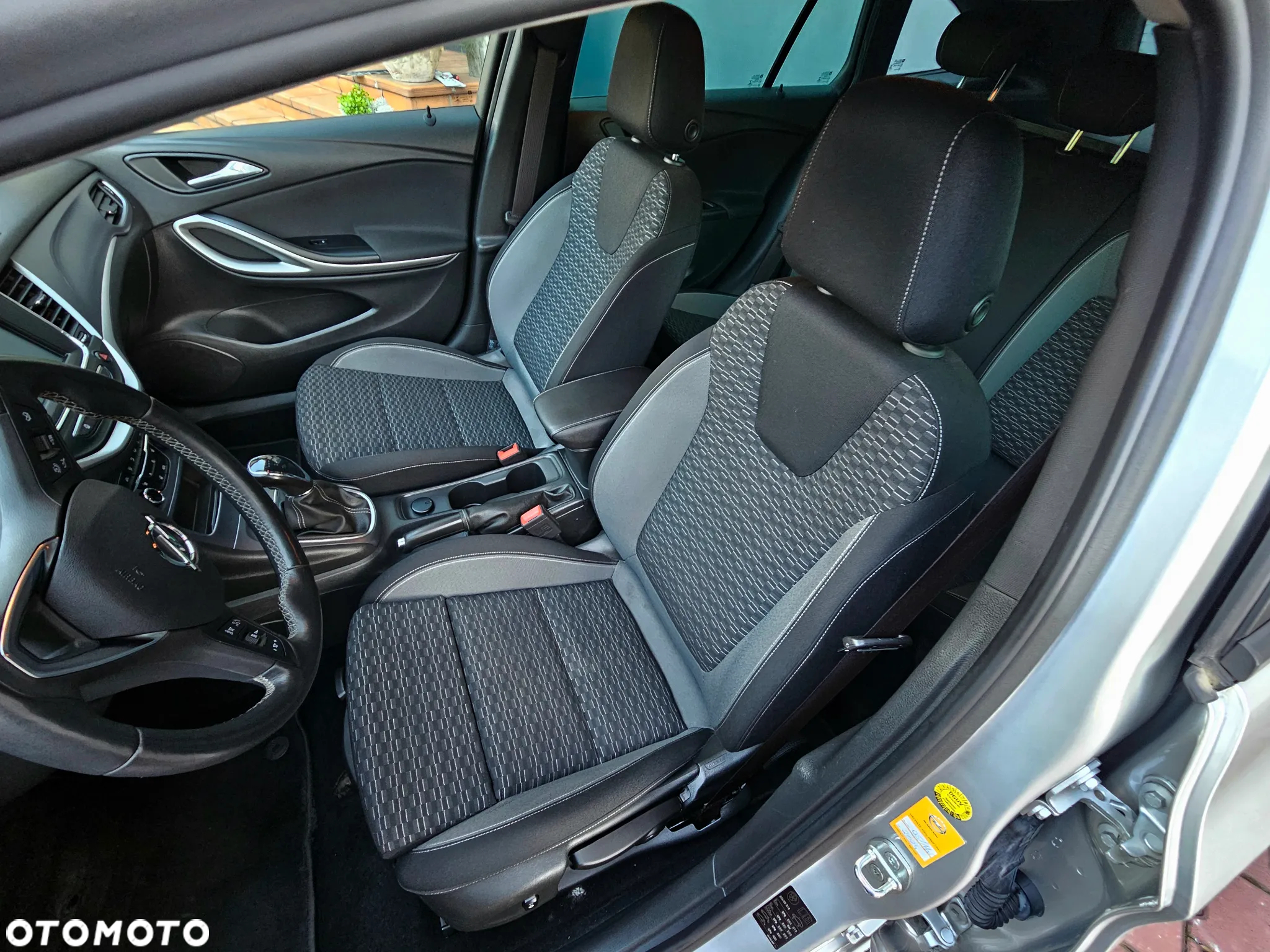 Opel Astra 1.5 D Start/Stop Business Edition - 14