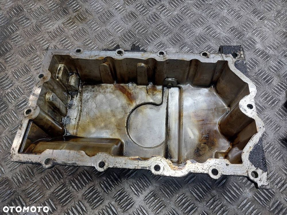 MISA MISKA OLEJOWA MINI COOPER R50 1.6 16V 04777834AB - 3
