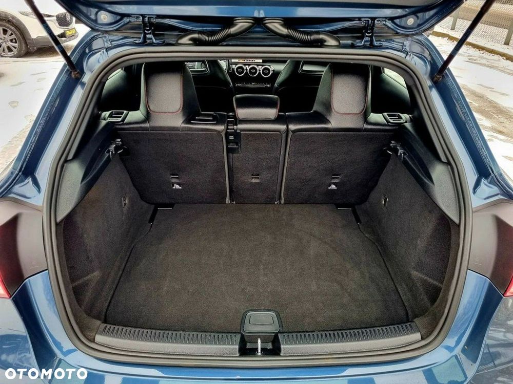 Mercedes-Benz Klasa A 200 d 8G-DCT AMG Line - 15